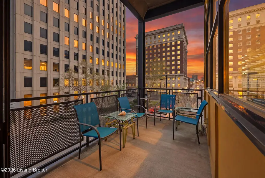 121 N Martin Luther King Blvd #206, Lexington, KY 40507 - #2