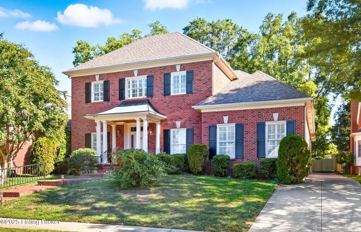 215 Coralberry Rd, Louisville, KY 40207 - #1