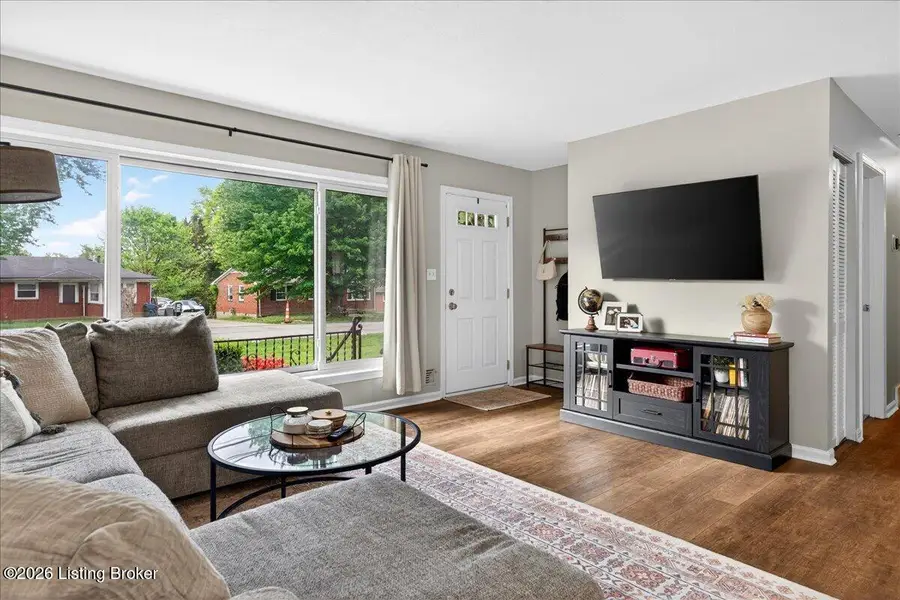 6001 Rocky Mountain Dr, Louisville, KY 40219 - #3