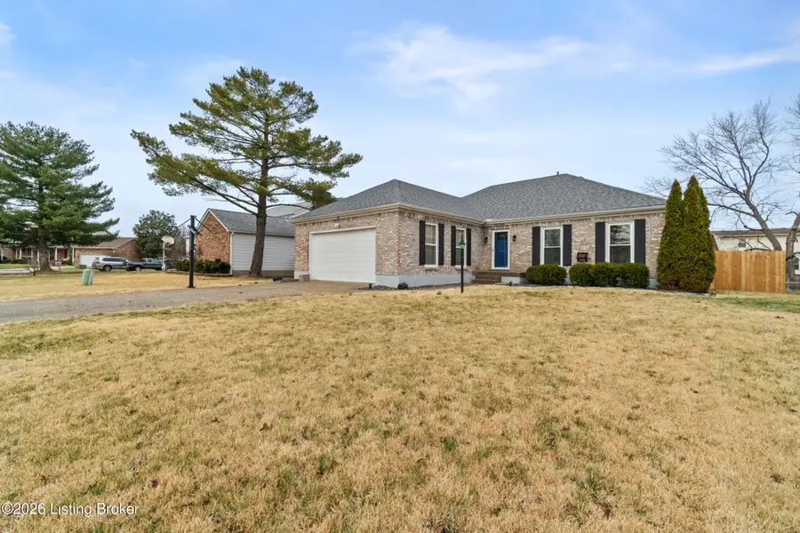 307 Chippendale Ct, Louisville, KY 40214 - #3