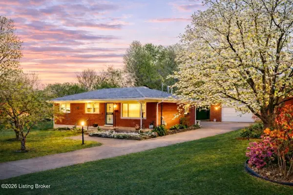 8813 Maple Rd, Louisville, KY 40229