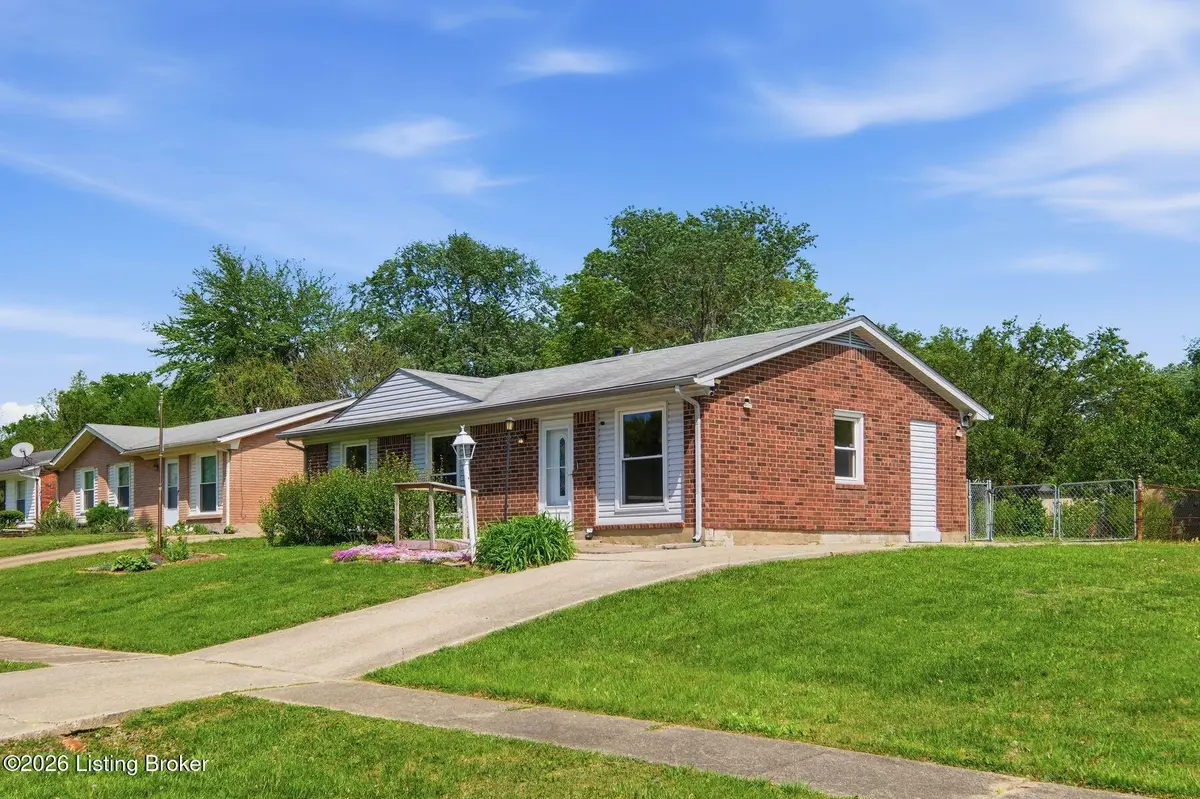 6909 Lake Storm Ct, Louisville, KY 40291 - #1