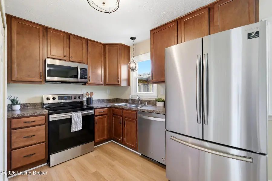 6909 Lake Storm Ct, Louisville, KY 40291 - #3