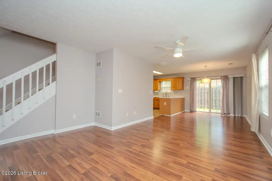 8545 Grand Neptune Dr, Louisville, KY 40228 - #3