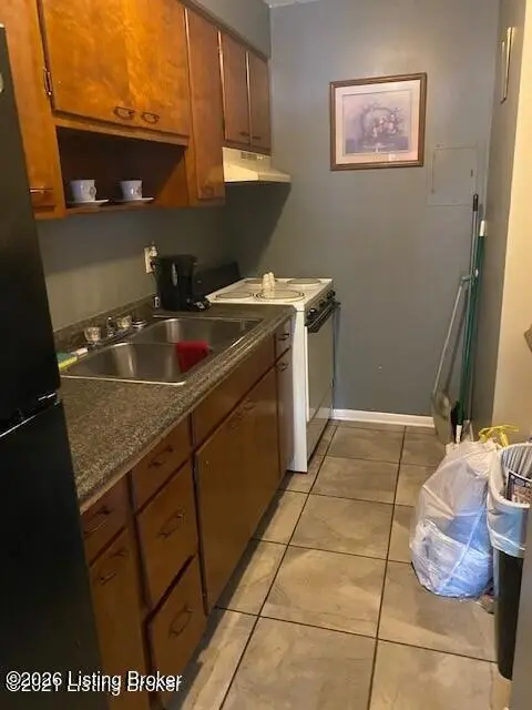 4501 S 6th St #APT 56, Louisville, KY 40214 - #3