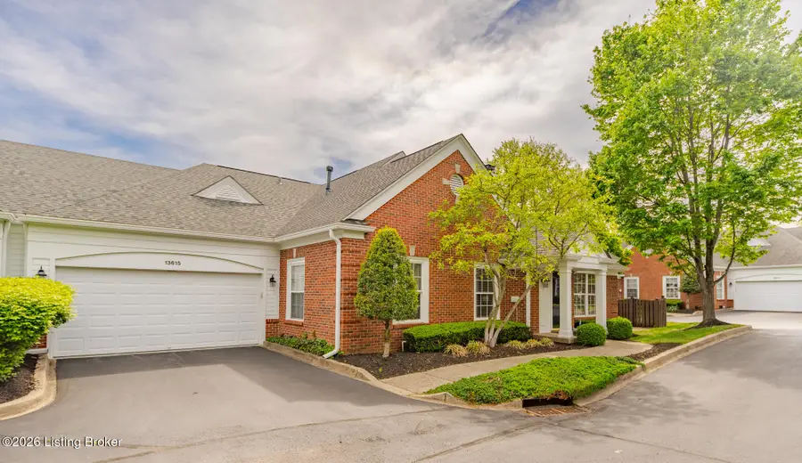 13615 Arbor Crest Cir, Louisville, KY 40245 - #2