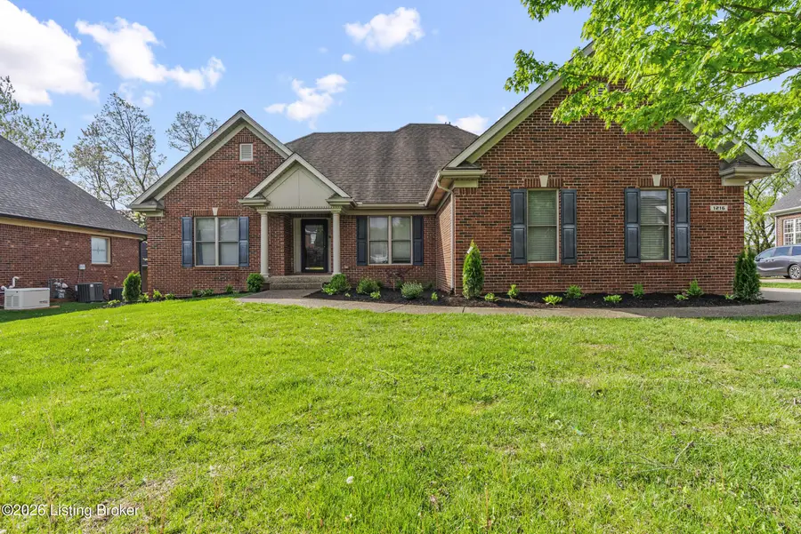 1216 Blackthorn Rd, Louisville, KY 40299 - #2