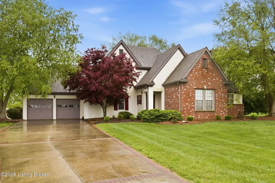 206 Harman Dr, Hodgenville, KY 42748 - #2