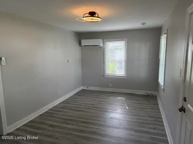 4177 Sherman Ave, Louisville, KY 40213 - #3