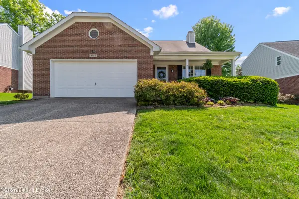 4706 Wooded Oak Cir, Louisville, KY 40245