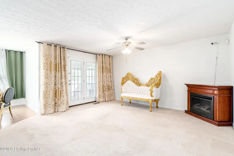 193 Mallard Lake Blvd, Shepherdsville, KY 40165 - #3