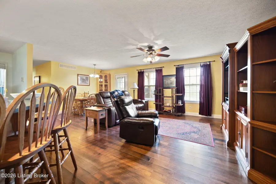 2563 W Rhudes Creek Rd, Elizabethtown, KY 42701 - #2