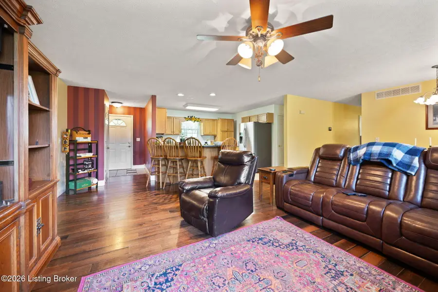 2563 W Rhudes Creek Rd, Elizabethtown, KY 42701 - #3