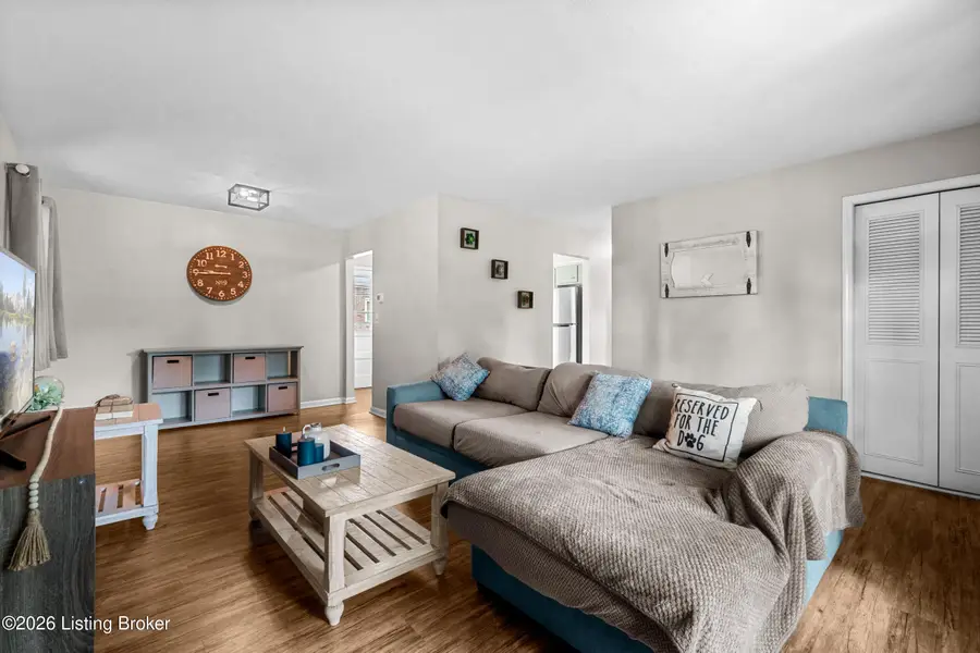 2303 Woodmont Dr, Louisville, KY 40220 - #3