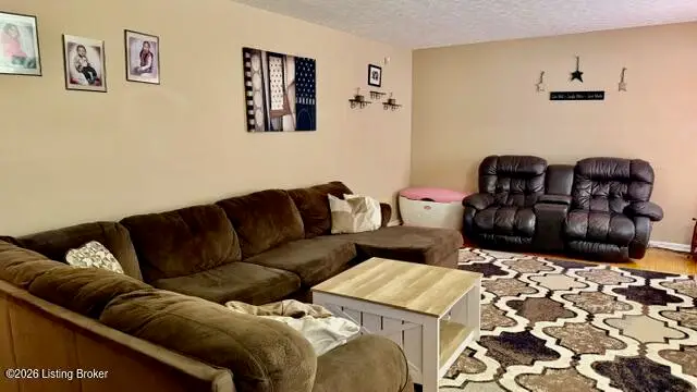 1010 Scenic Dr, Radcliff, KY 40160 - #2