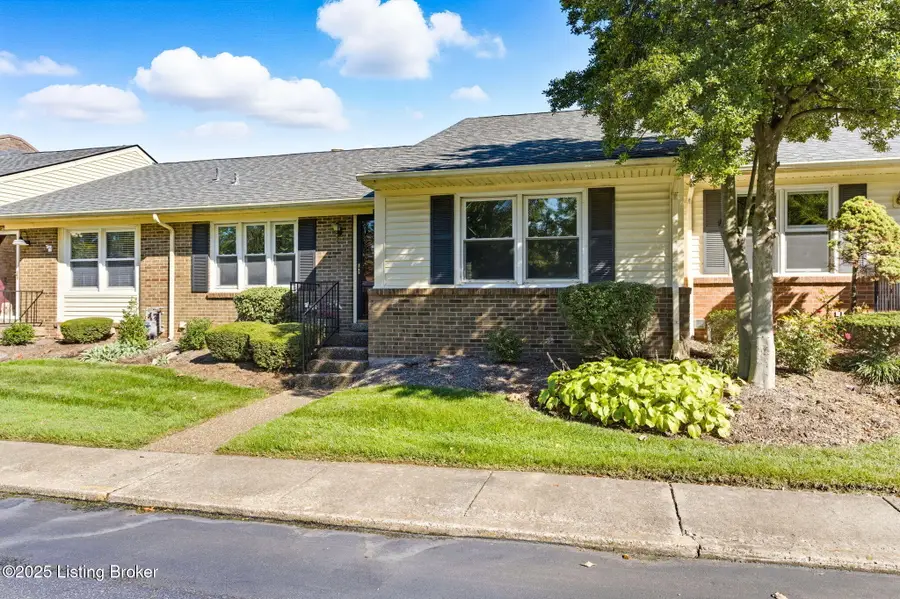 105 Sycamore Dr, Louisville, KY 40223 - #3
