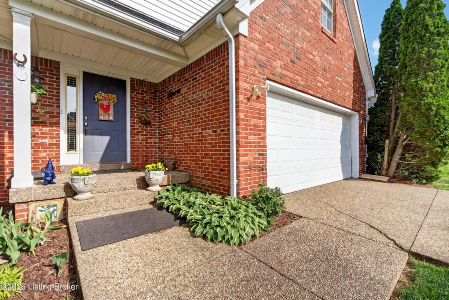 7113 Alma June Way, Louisville, KY 40228 - #2