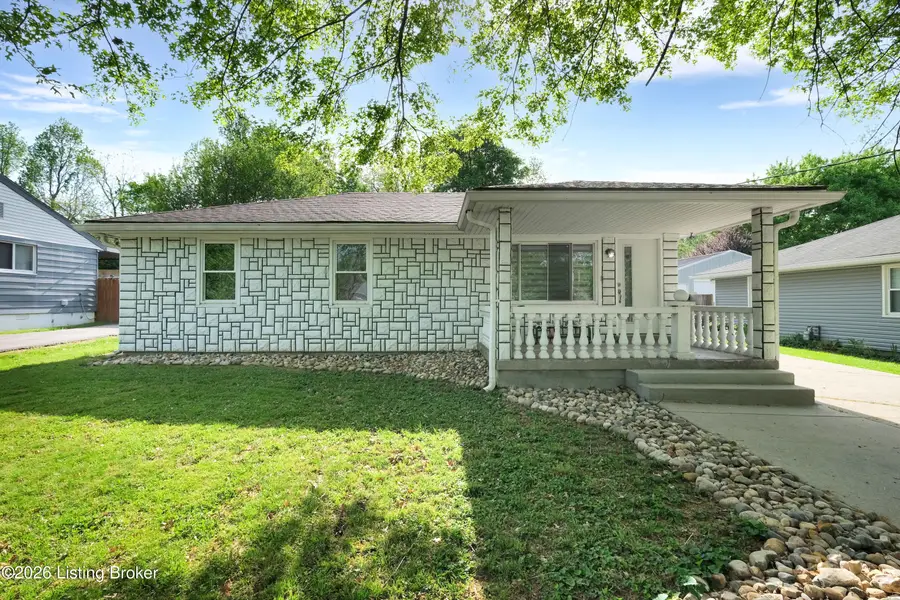 6907 Triangle Dr, Louisville, KY 40214 - #2