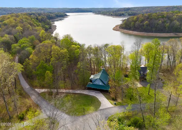 330 Averi Gray Ridge Dr, Mammoth Cave, KY 42259