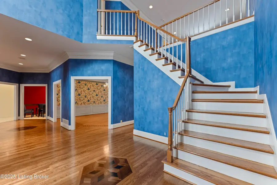 8710 Oldbury Pl, Louisville, KY 40222 - #3