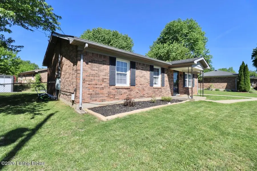 1118 Flatlick Rd, Mount Washington, KY 40047 - #3