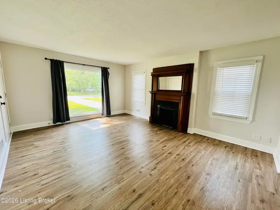 4832 S 6th St, Louisville, KY 40214 - #2