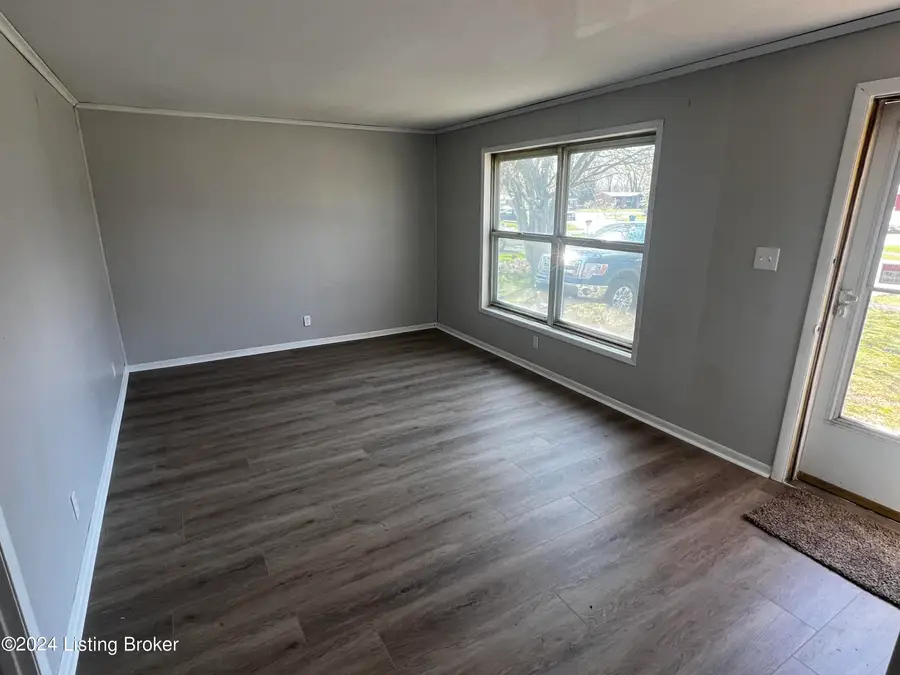 6705 Stana Dr, Louisville, KY 40258 - #2