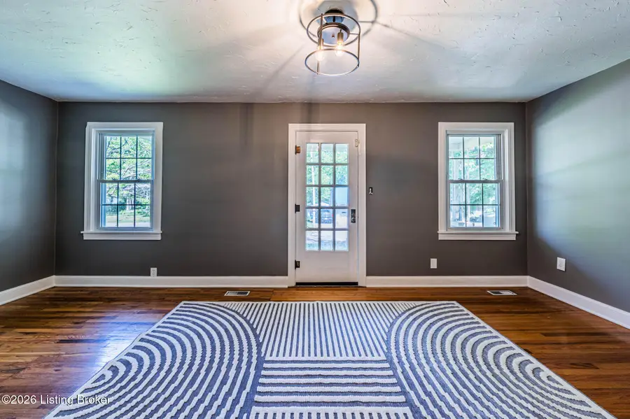 101 E 3rd St, Park City, KY 42160 - #3