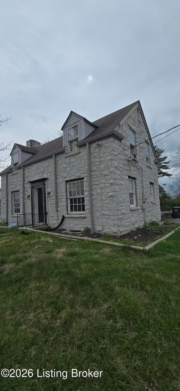 4502 Fegenbush Ln, Louisville, KY 40218