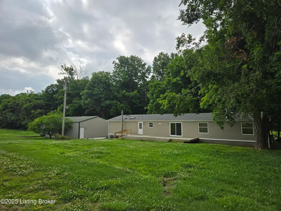 2131 Ridge Rd, Shepherdsville, KY 40165 - #2