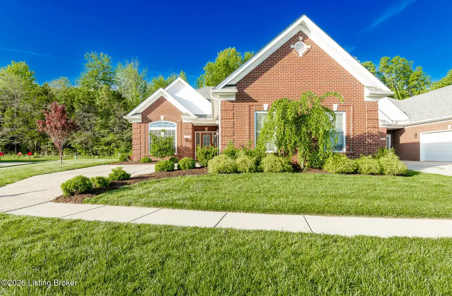 7206 Brett Frazier Dr, Louisville, KY 40291 - #3