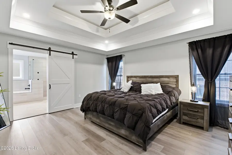 265 Bluffs Edge Dr, Mount Washington, KY 40047 - #3