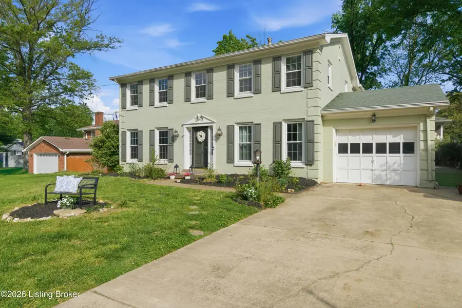 9205 Axminster Dr, Jeffersontown, KY 40299 - #3