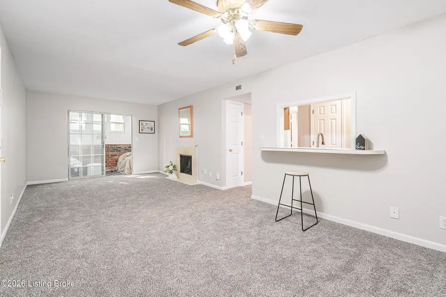 3312 Colonial Manor Cir #UNIT 1B, Louisville, KY 40218 - #3