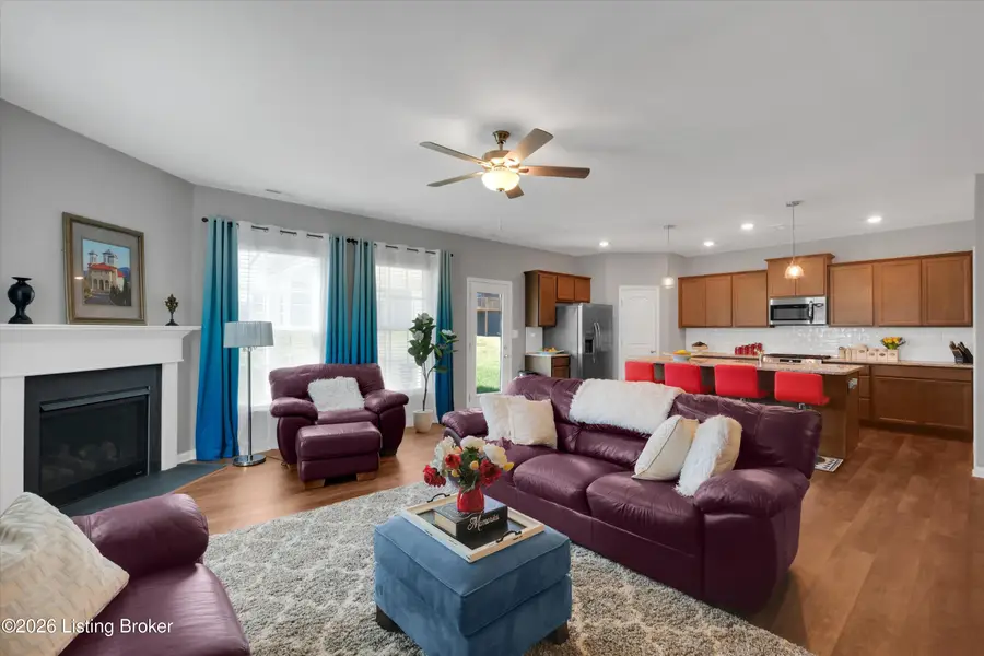 11901 Parkview Trace Dr, Louisville, KY 40229 - #3