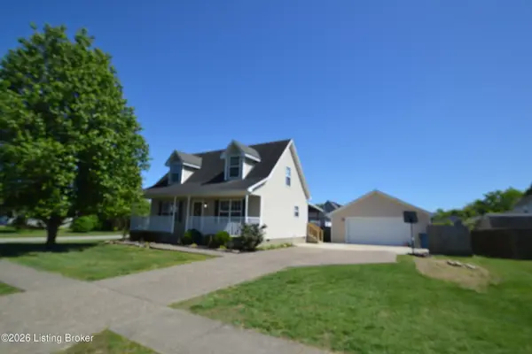 136 Lakes Of Dogwood Blvd, Shepherdsville, KY 40165