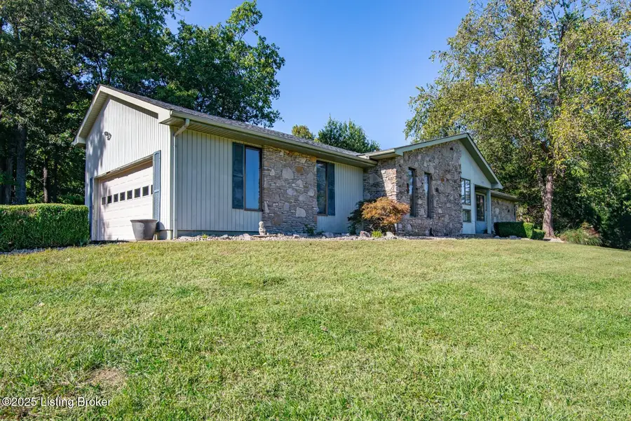 102 Thicket Ct, Radcliff, KY 40160 - #3