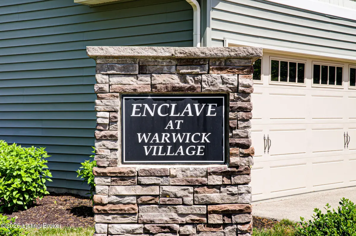 413 Railway Dr, Lyndon, KY 40222 - #1