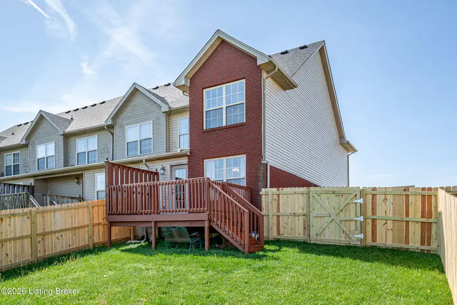 153 Twin Lakes Dr, Vine Grove, KY 40175 - #3