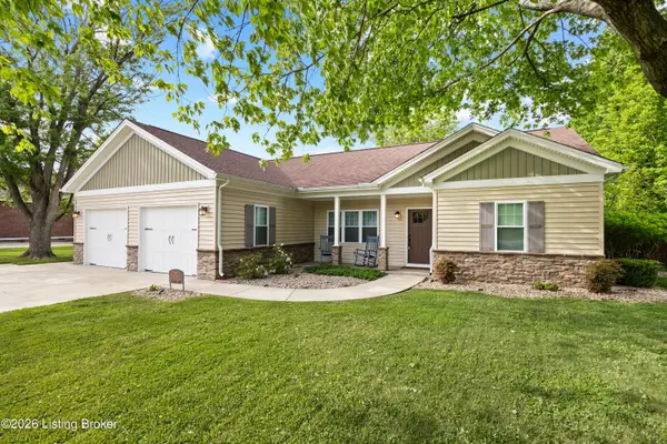 8208 Smyrna Pkwy, Louisville, KY 40228