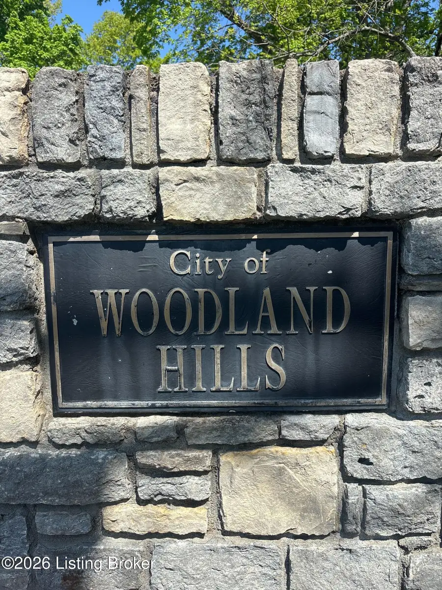 505 Westwood Dr, Louisville, KY 40243 - #3