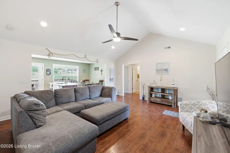 9 Mockingbird Dr, Taylorsville, KY 40071 - #3