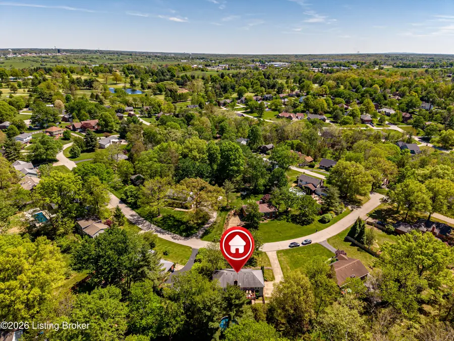 5121 Mcgregor Dr, La Grange, KY 40031 - #2