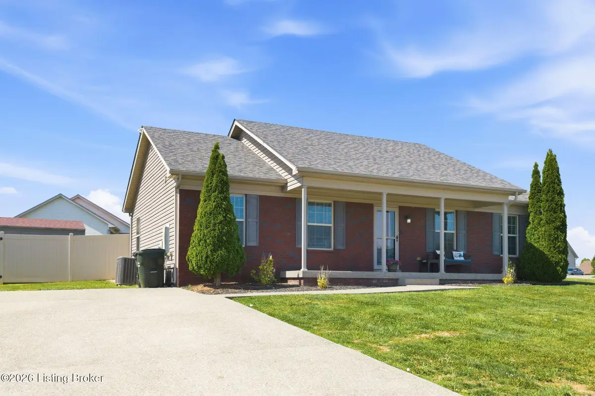 331 Gentry Crossings Blvd, Mount Washington, KY 40047 - #1