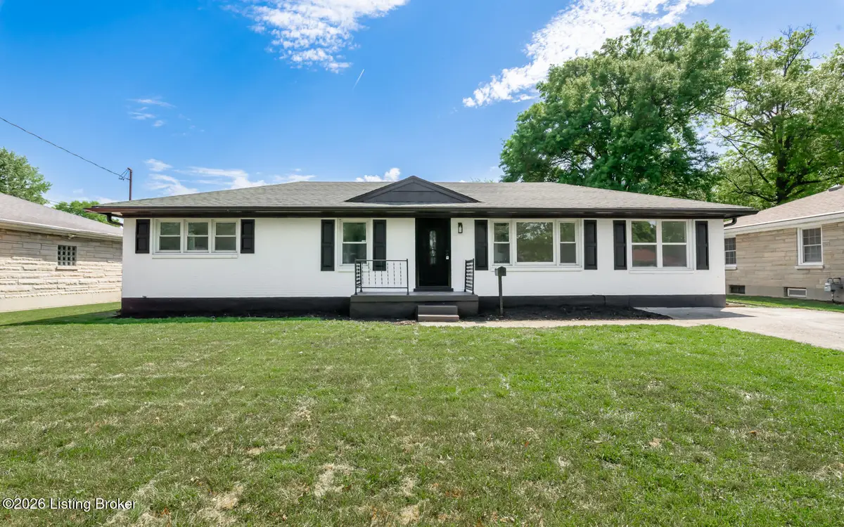 2210 Deveron Dr, Louisville, KY 40216 - #1