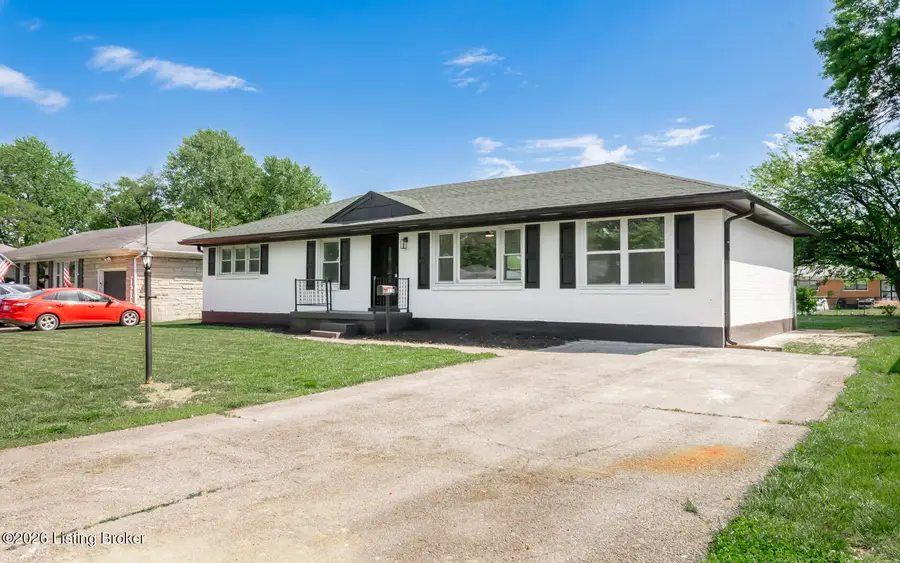 2210 Deveron Dr, Louisville, KY 40216 - #2