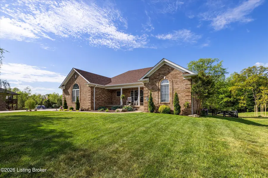 377 Grand Ave, Shepherdsville, KY 40165 - #3