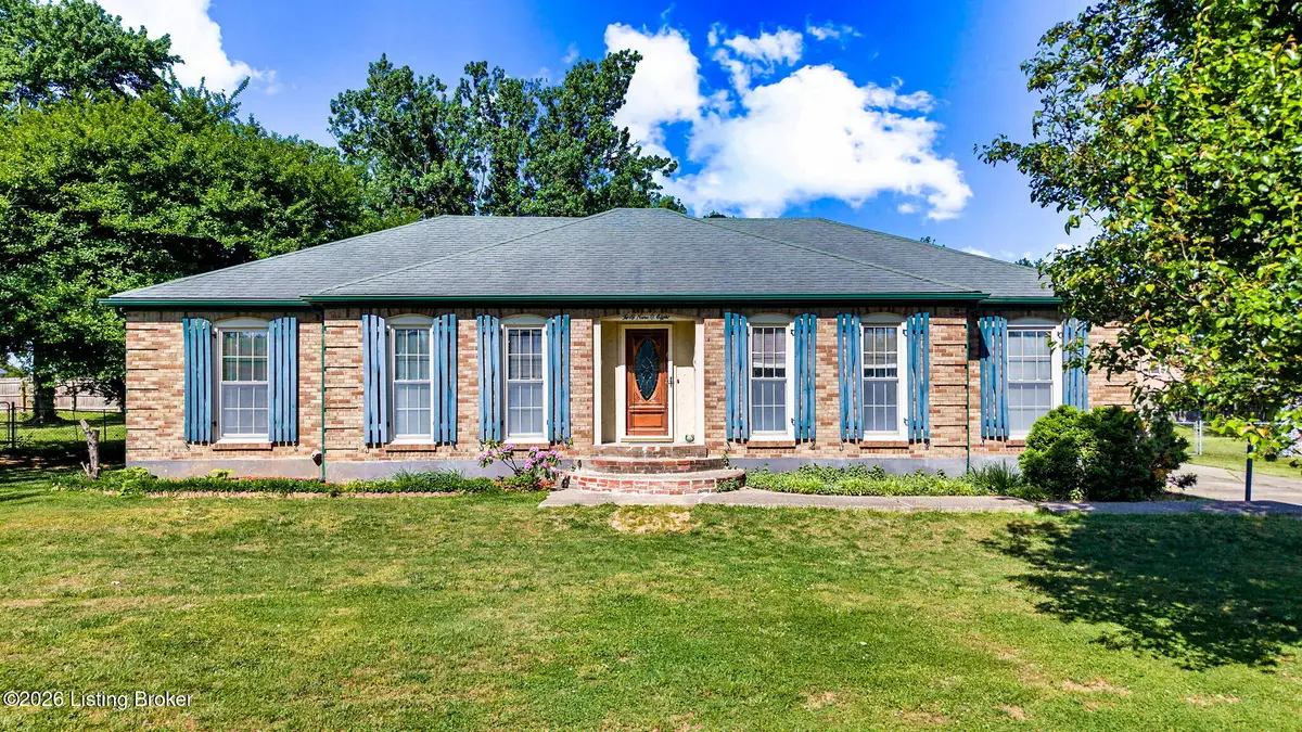 4908 Jerry Dr, Shepherdsville, KY 40165 - #1