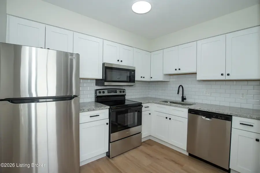 1935 Gardiner Ln #H124, Louisville, KY 40205 - #2