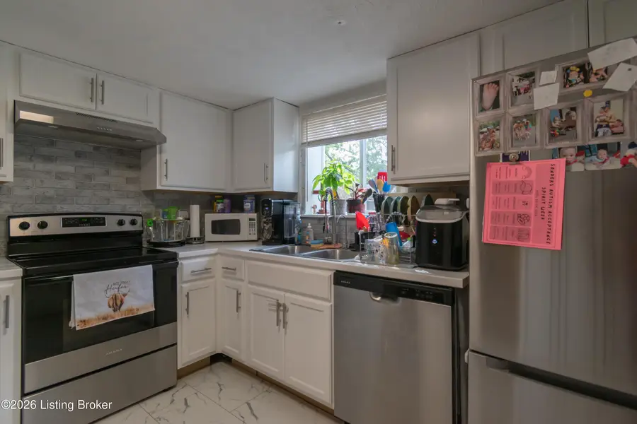 2600 Blevins Gap Rd, Louisville, KY 40272 - #3